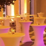 Stehtisch - White - Mietmöbel von ELEMENTS EVENTDESIGN