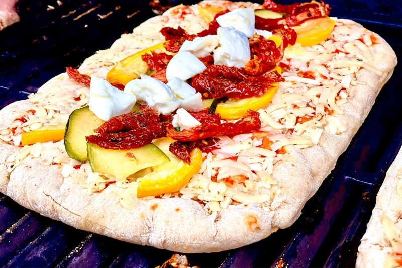 Barbecue Pizza zum Catering in Frankfurt