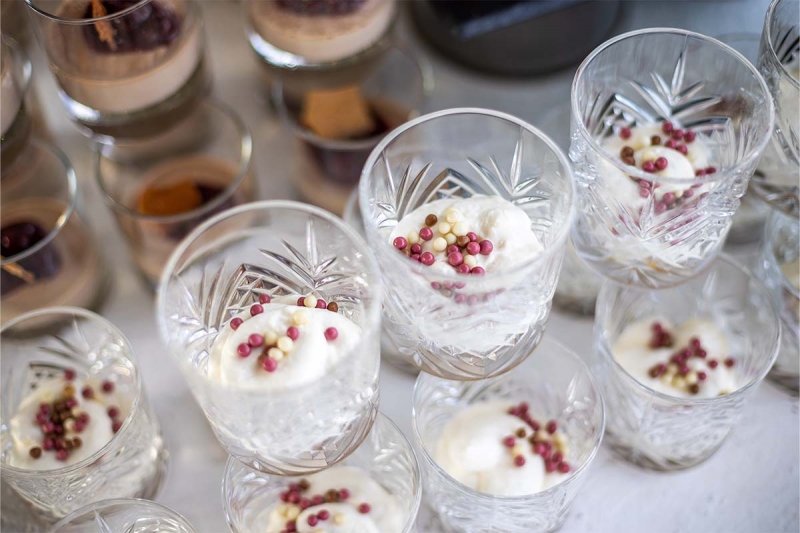 Dessert Buffet im Glas Coronacatering