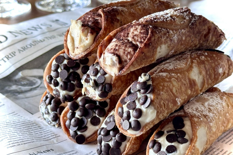 Elements catering cannoli selection colt oosten frankfurt