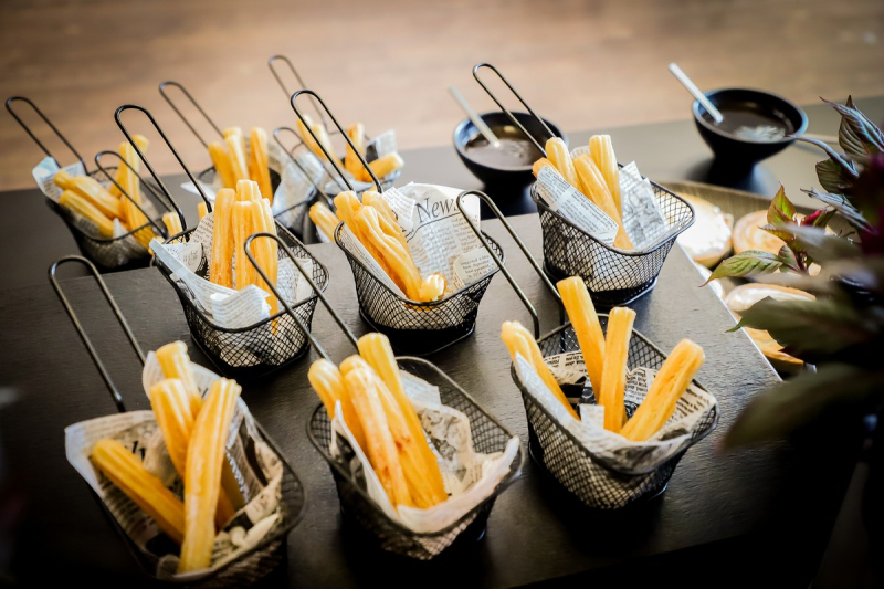 Elements catering churros dessert mercedes driving event schluesselfeld
