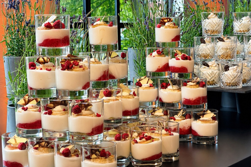 Elements catering himbeer dessert klassikstadt frankfurt