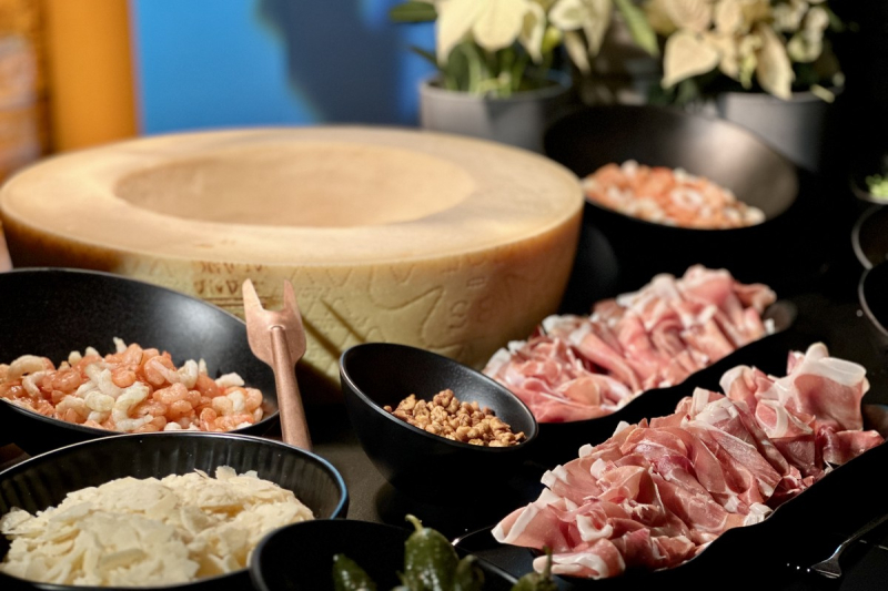 Elements catering parmesan laib buffet weihnachtsfeier eventcatering frankfurt