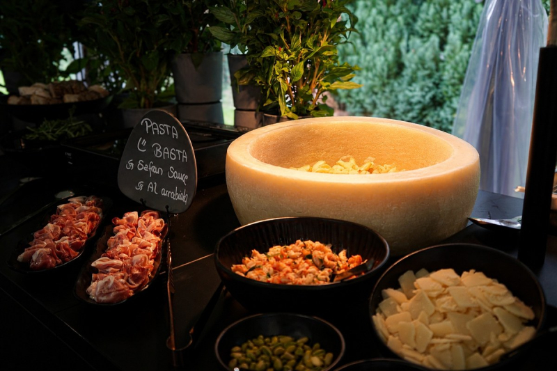 Elements catering pasta parmesanlaib gartenhochzeit frankfurt