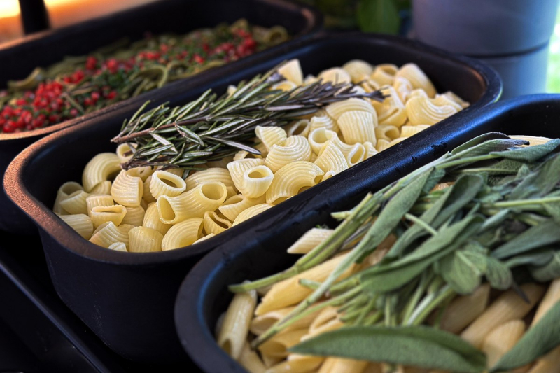 Elements catering pasta station gartenhochzeit frankfurt