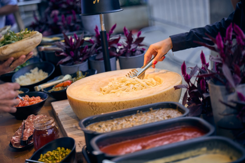 Elements catering pasta station networking event klassikstadt frankfurt