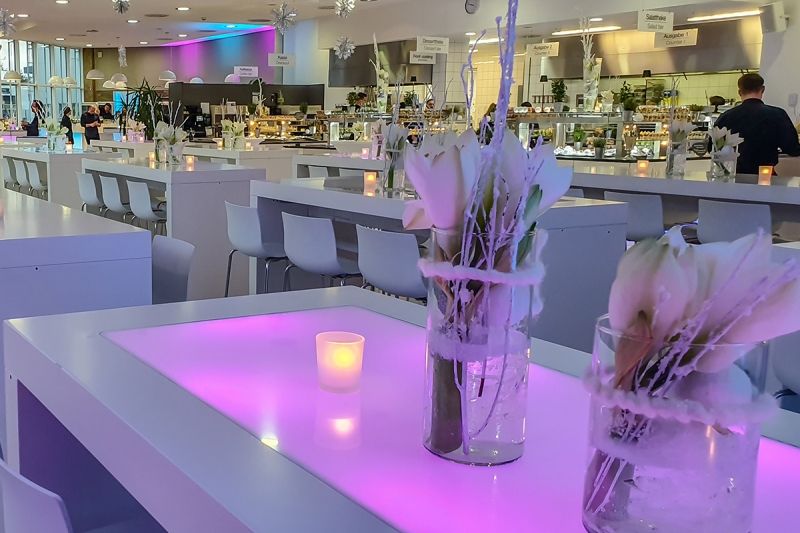 Mietmöbel Eventdesign LED Tisch