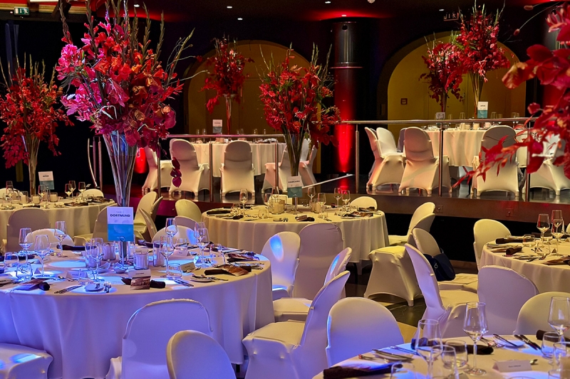 Raum Setup Dinner Menu ELEMENTS x Capitol Offenbach