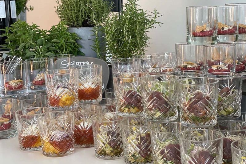 Starters Speisen im Glas Lunch Catering