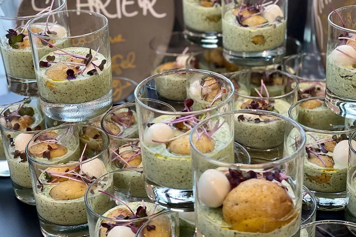 Hessische Vorspeise mit Wachtelei im Glas